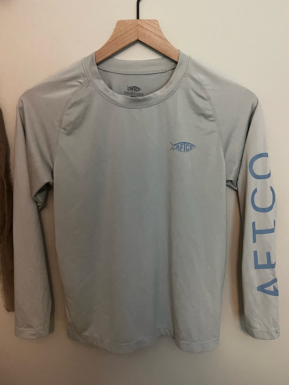 Boys Aftco Long Sleeve Tee - Size Medium